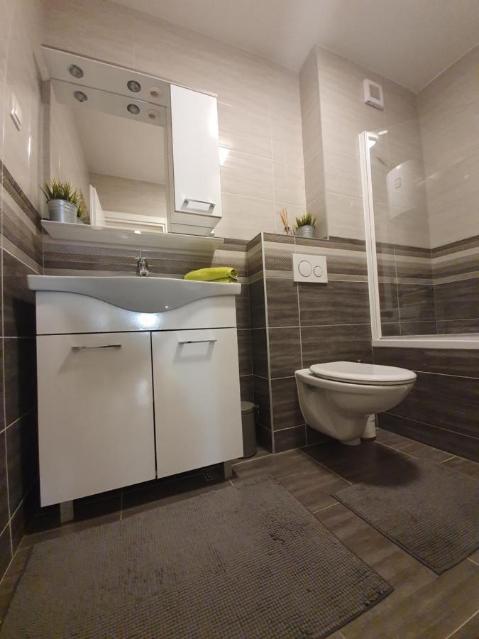 Apartment Pinna Nobilis, Private Parking มาคาร์สกา ภายนอก รูปภาพ