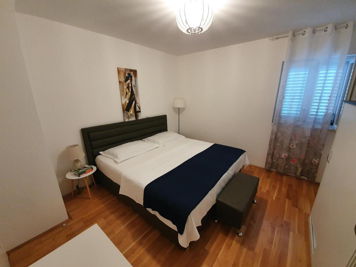 Apartment Pinna Nobilis, Private Parking มาคาร์สกา ภายนอก รูปภาพ